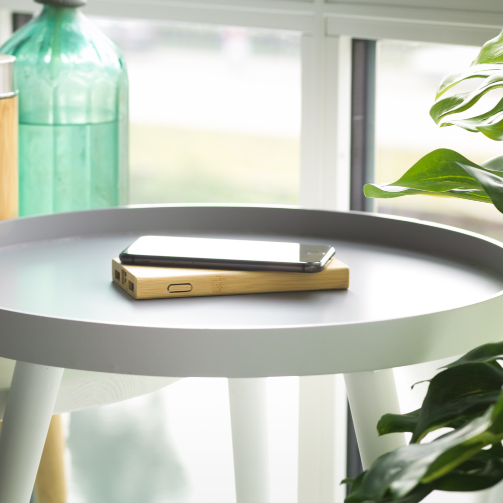 Wireless Bamboo Power Bank