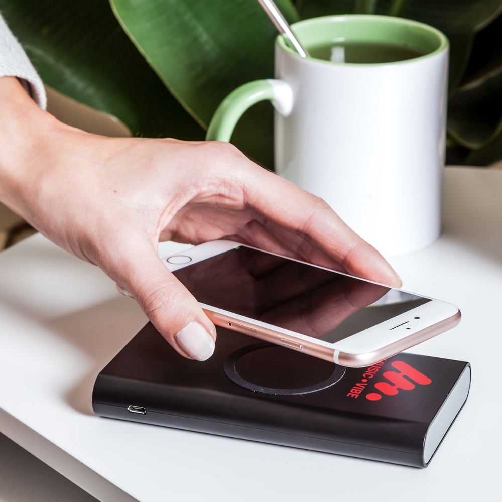 Wireless Power Bank 8000 mAh 2