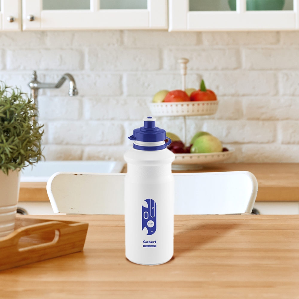 White Sports Bottle w/ Push-pull Lid | 680ml